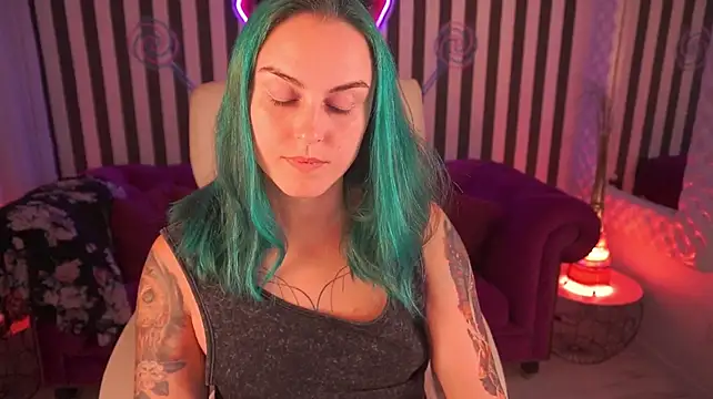 RayeReam élő XXX-chatje