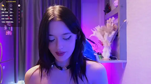 Hisoka_akerley Adlı Modelin Canlı XXX Sohbeti