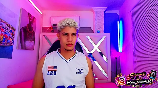 dominic_connor 网络视讯表演