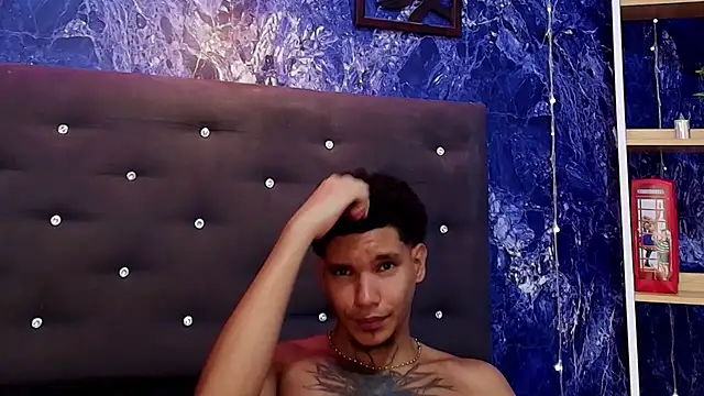 kai_storm77 Chat XXX in diretta