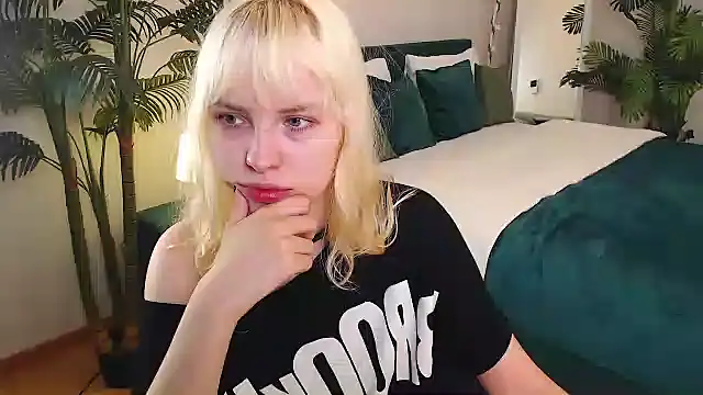 Chat XXX ao vivo de HannahHolliss