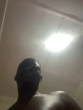 Pornhouse420 élő XXX-chatje