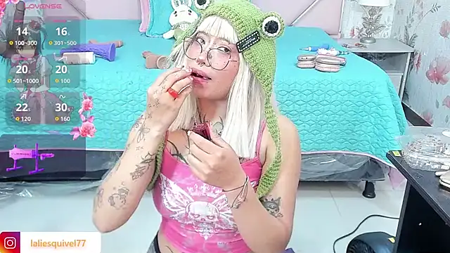 Chatroom XXX en direct de SafiroAgataaa