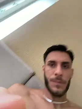 suissegigolo1 Шоу с уебкамера