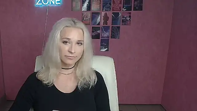 Melodie_Aster's Live XXX Chat