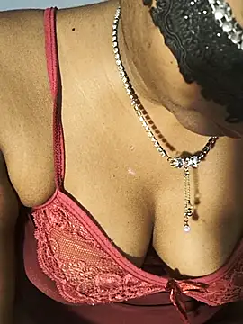 DIRTYSECRET_QUEEN_07's Live XXX Chat