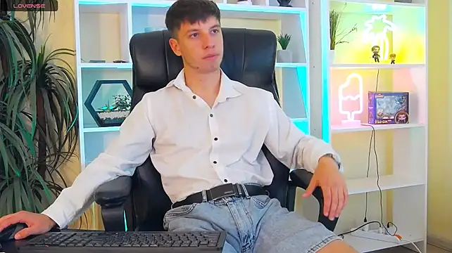 ThomasEdisonn Шоу с уебкамера