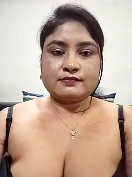 hornyriyankan Live XXX chat