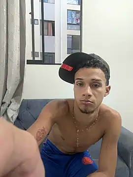 Chat XXX ao vivo de friends_lust_latin