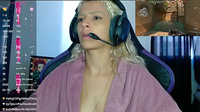 blondegamerrn Live XXX chat