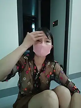 Emma_Linh Adlı Modelin Canlı XXX Sohbeti