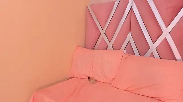 GreaseRose's Live XXX Chat
