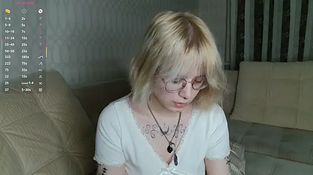 XXX chat uživo modela KellePourier