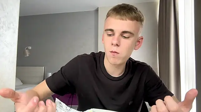 Онлайн чат XXX SoloFury