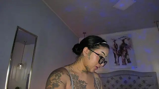 Chat XXX ao vivo de ayshel__