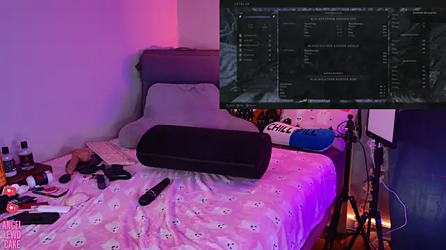 Chat XXX Live Angel-Lewd-Cake