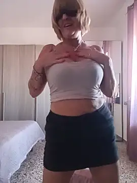 Gattina74 Chat XXX in diretta