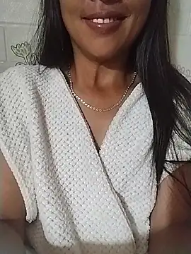 Helen-nn's Live XXX Chat