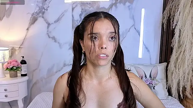 Chat +18 de hannahill69 ao vivo