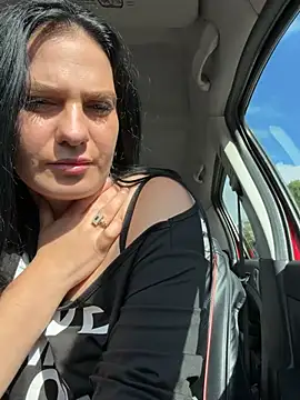 Estrella1992's Live XXX Chat