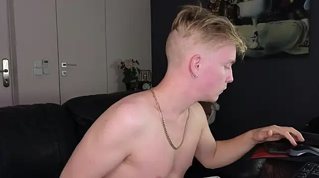 _AlexHot_ 라이브 XXX 채팅