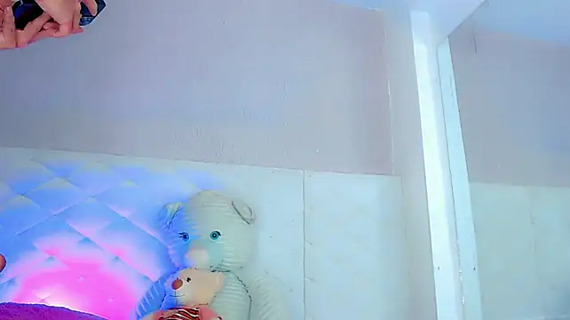 Chat XXX en directo de sheylarjenner_23