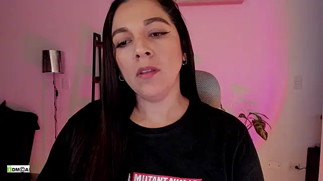 urcute_kitten – Live XXX-chat