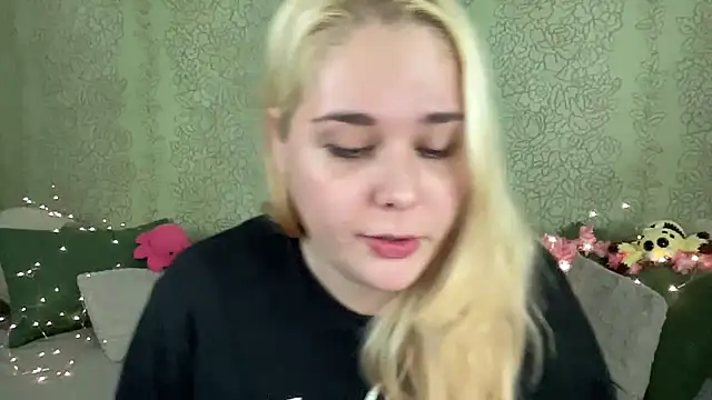 Chat XXX en directo de IvyLebelly