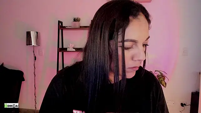 urcute_kitten's Live XXX Chat