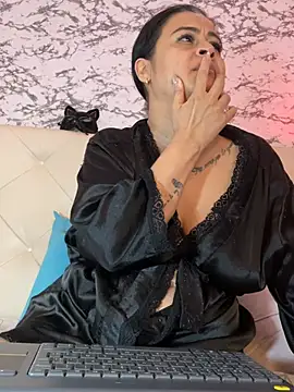 Lili__taylorのライブXXXチャット