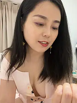 Živý XXX chat orangeoneday