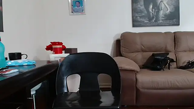 Hotcougar's Live XXX Chat