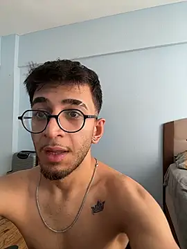 alevderlers' Live XXX Chat