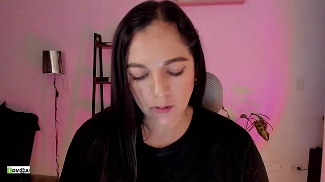 urcute_kitten Chat XXX in diretta