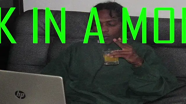 Larry-n-clouds' Live XXX Chat