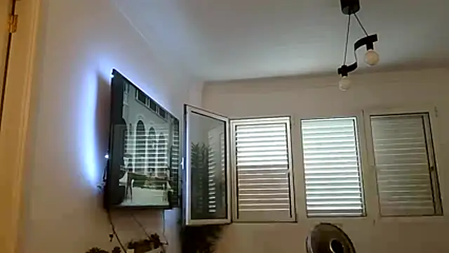 XXX chat uživo modela yanick931