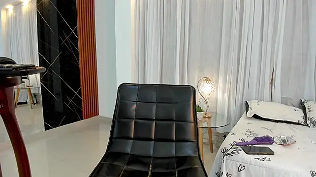Vicky_Hottmann Live XXX chat
