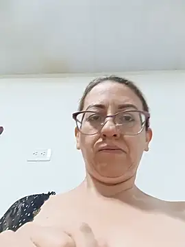 miss_hanna07 élő XXX-chatje