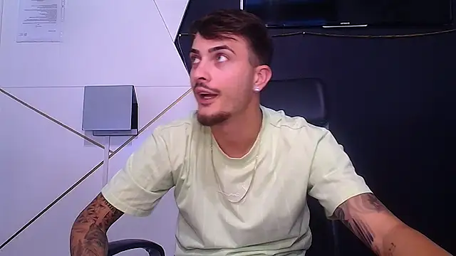 BrandonTate Chat XXX live