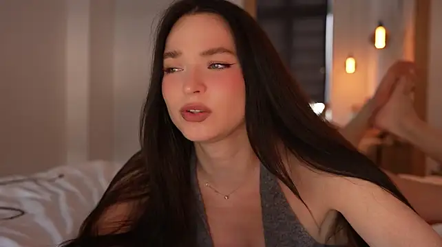 XXX chat uživo modela ibiddi