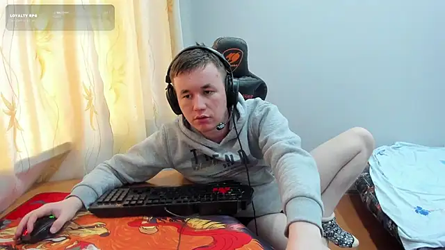 Онлайн чат XXX iliaskrislove