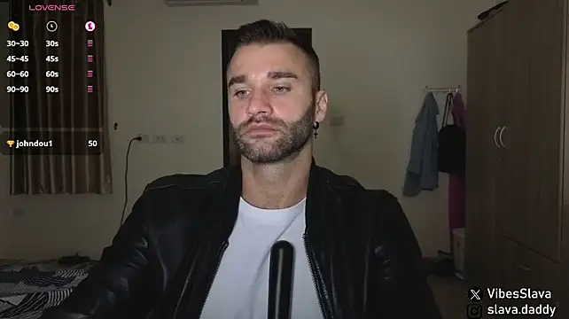 XXX chat uživo modela DaddySlava