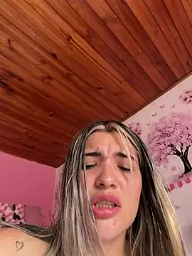 Sarita-candy Chat XXX in diretta