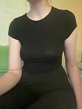KittieCreme live XXX chat