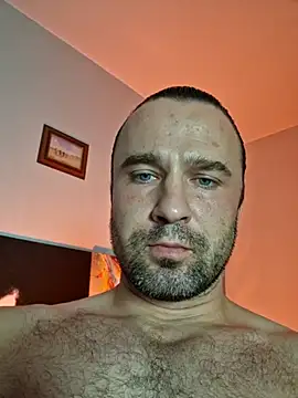 Jonathanfranz12 Adlı Modelin Canlı XXX Sohbeti