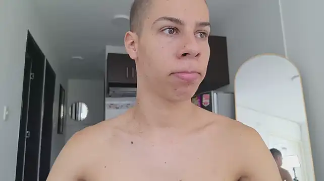 Chatroom XXX en direct de grey___27