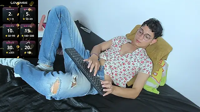 Chat XXX ao vivo de Benjamin_Buster