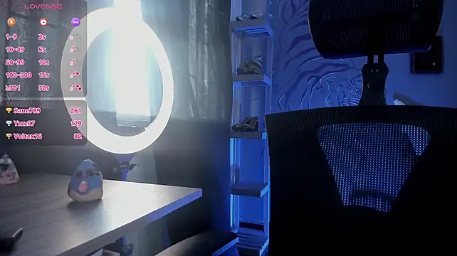 Chat +18 de Regina_Iris ao vivo