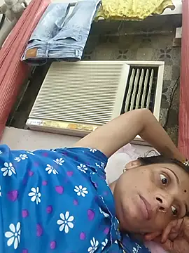 Sexy-Suhani2 Adlı Modelin Canlı XXX Sohbeti