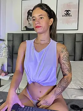 Živý XXX chat JuliaColemann